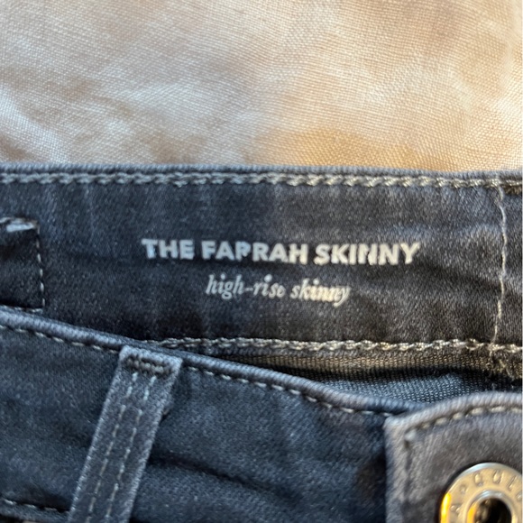 AG Farrah Skinny High Rise | 25 - Picture 5 of 9